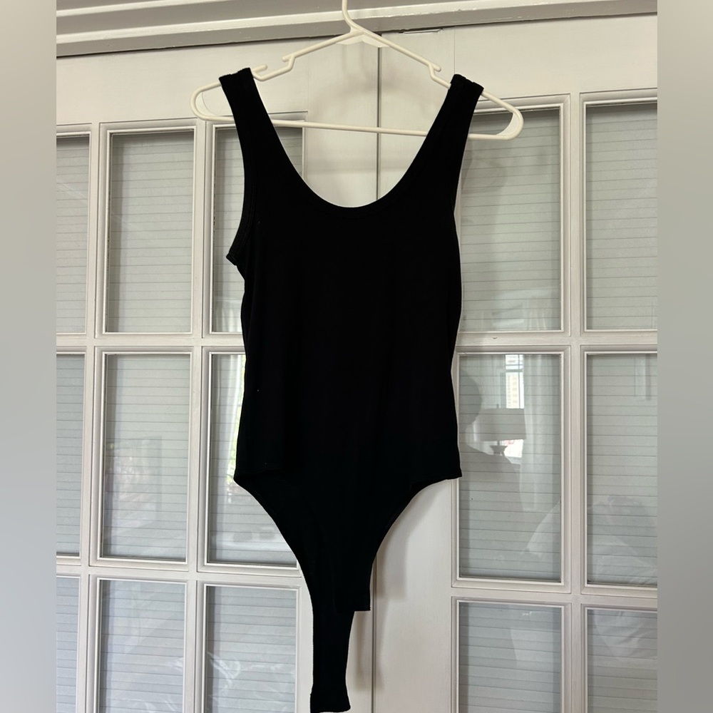 Basic black bodysuit